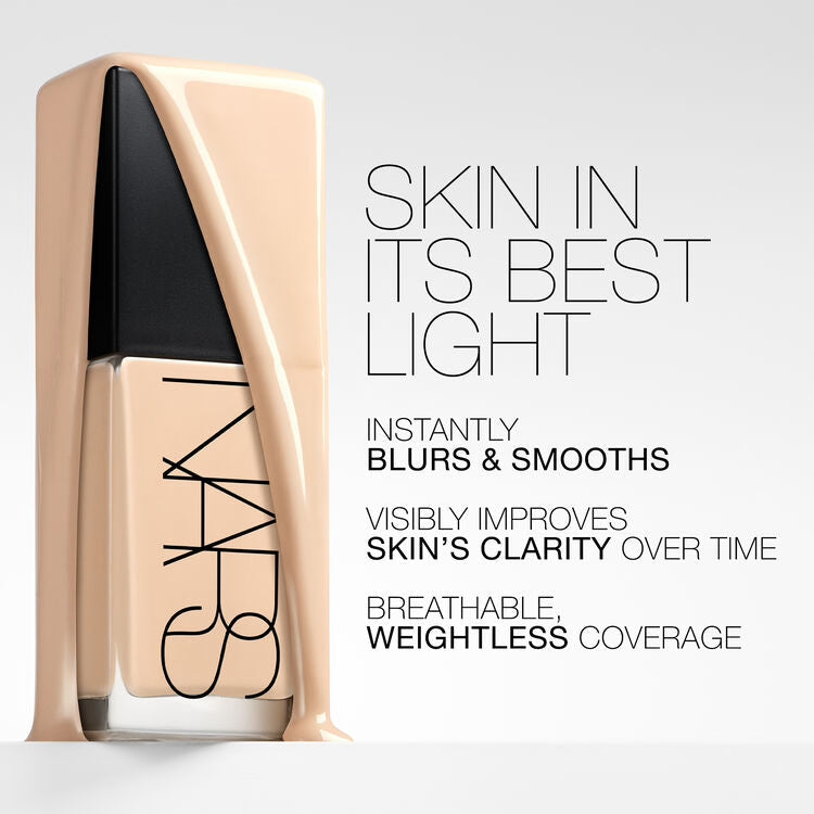 Light Reflecting Advanced Skincare Foundation - GLAM MODA