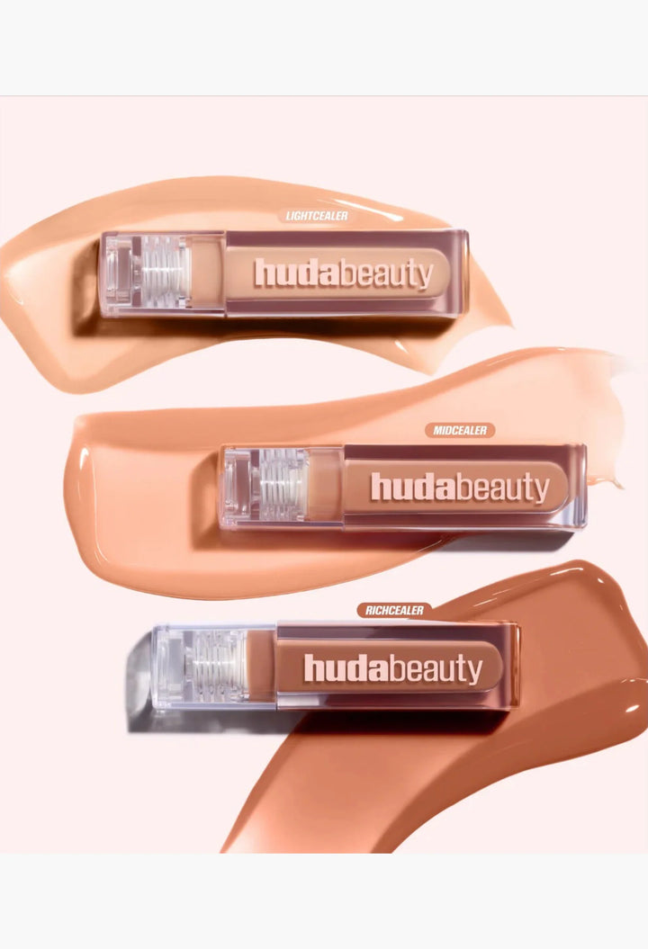 Faux Filler Extra Shine Lip Gloss LightCealer detail