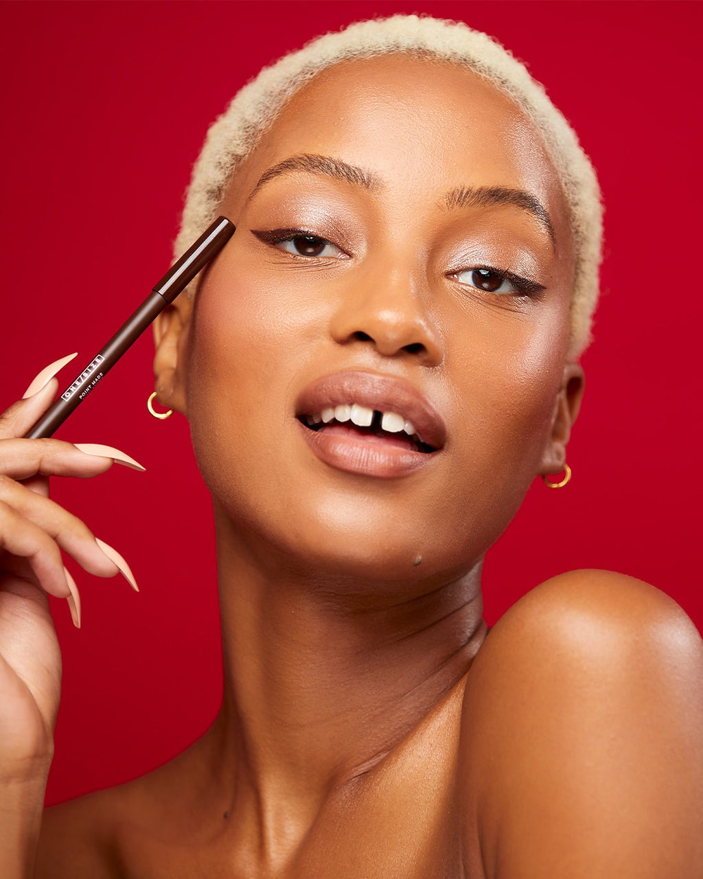 Point Made 24-Hour Gel Eyeliner Pencil - GLAM MODA