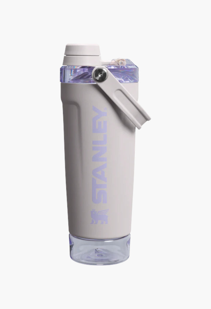 The Vitalize™ Shaker Bottle | 20 OZ - GLAM MODA