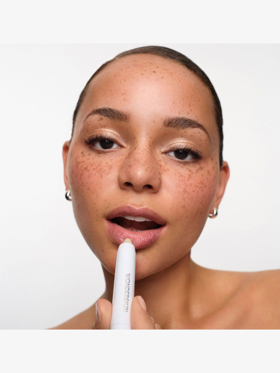Wonder Blading 3in1 Lip Scrub 3g - GLAM MODA