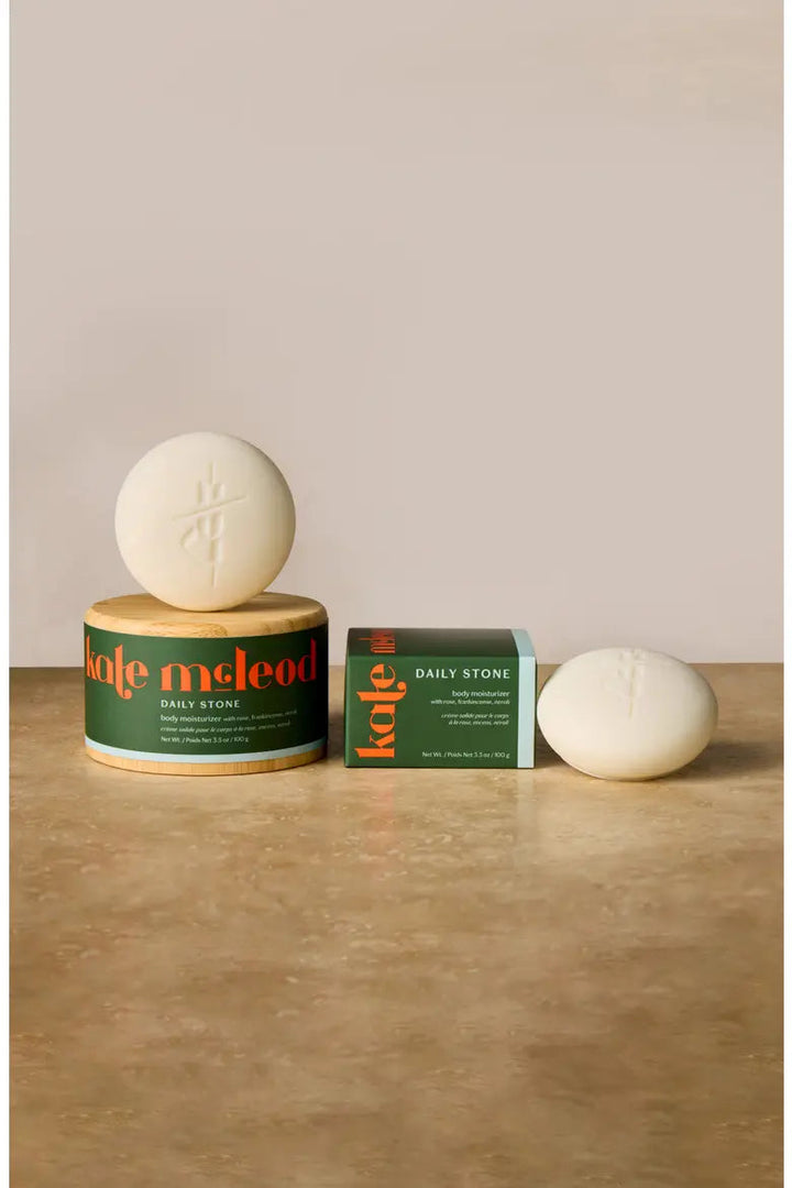 Daily Stone Ritual Set Deeply Moisturizing Lotion Bar